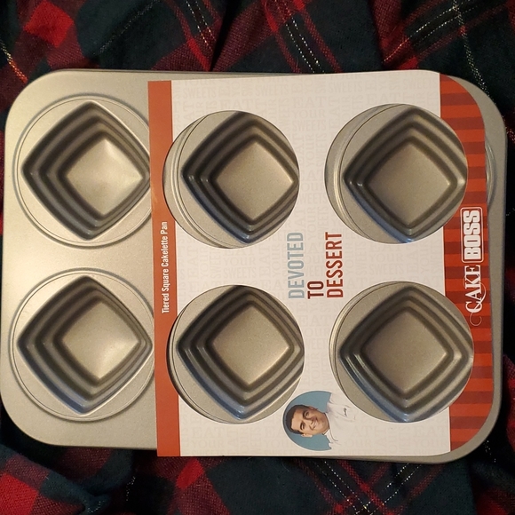 Easy As Pie Pops cookbook and assessories - Picture 5 of 7